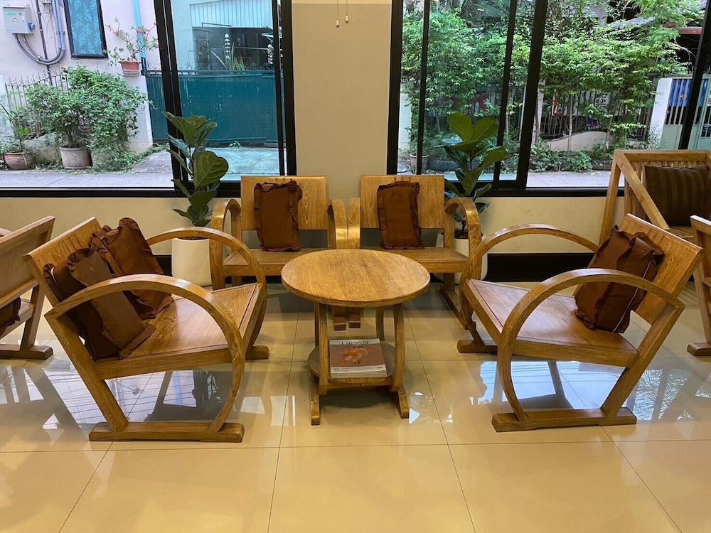 Chorlada Lanna Hotel 37/48