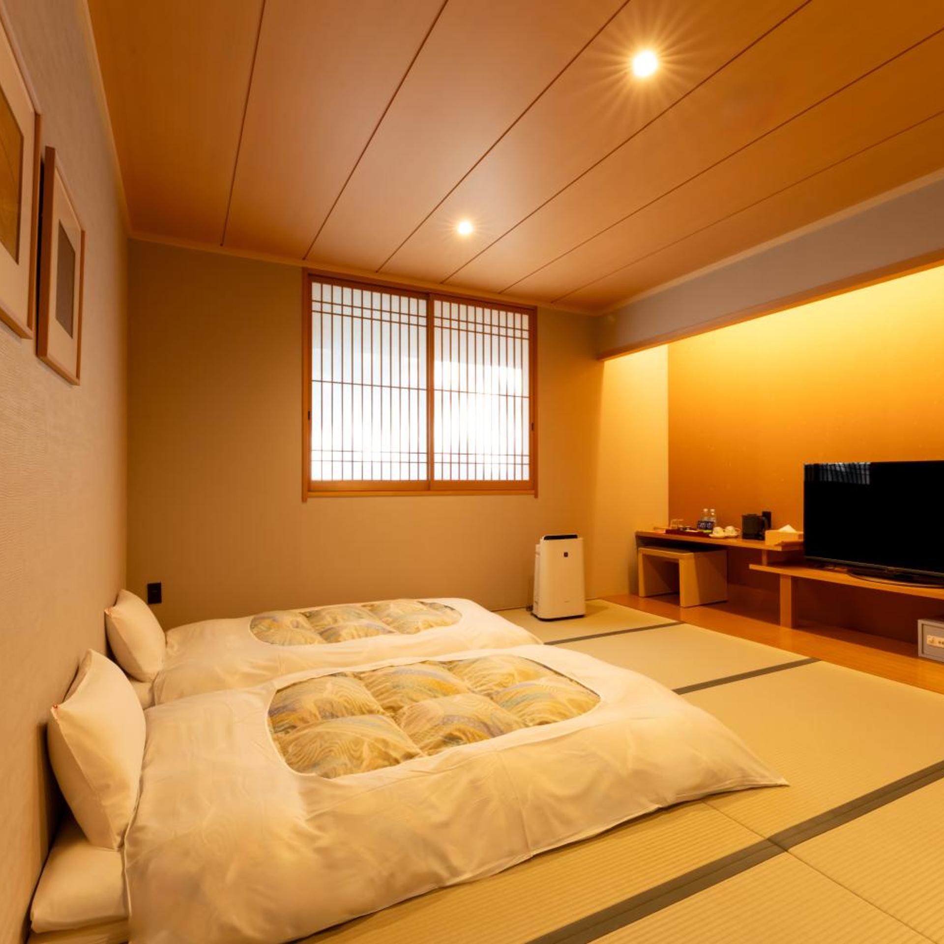 Japanese, West Wing
