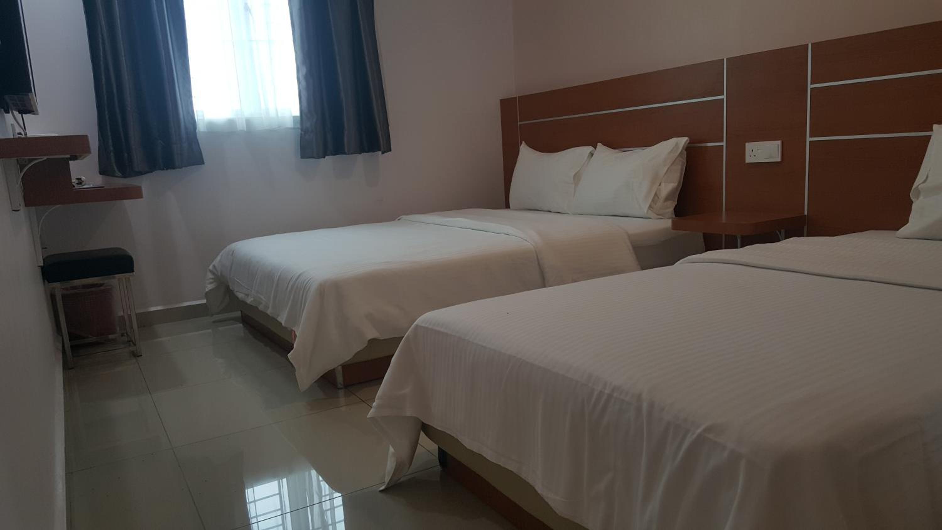 DOTA Hotel 8/28