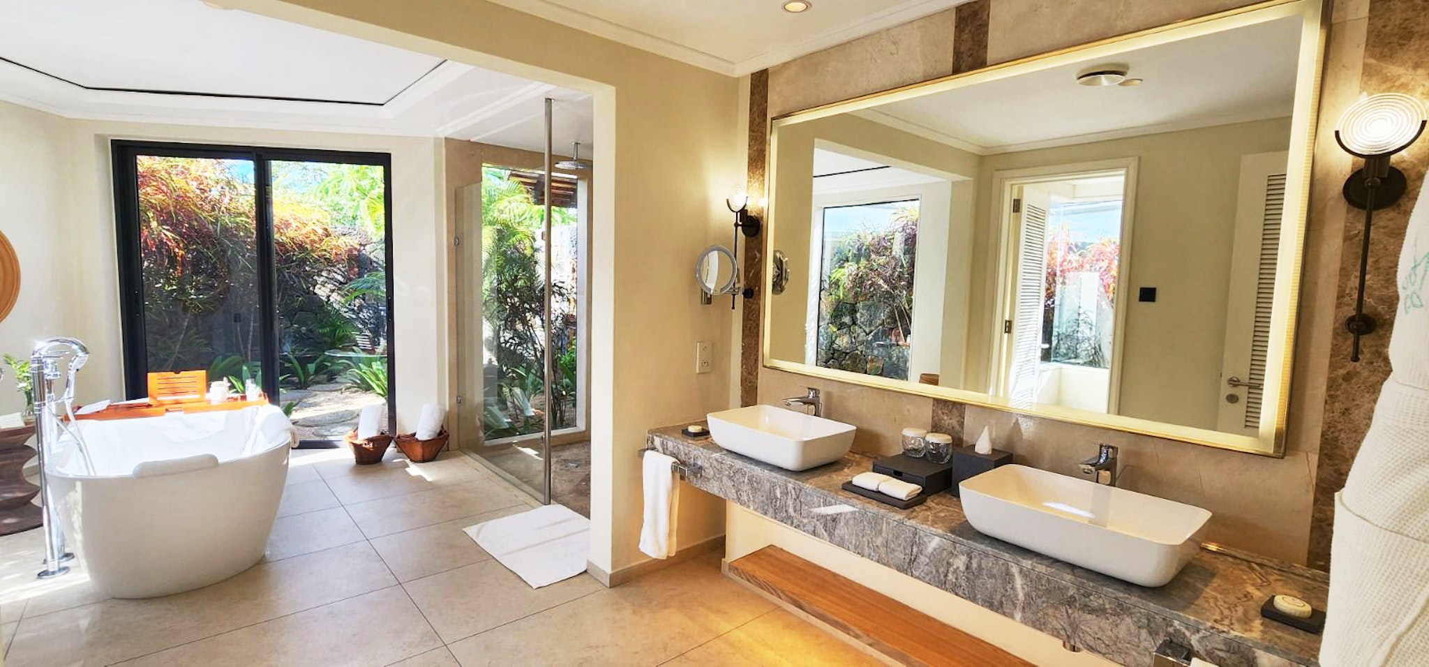 Maradiva Villas Resort And Spa 89/92