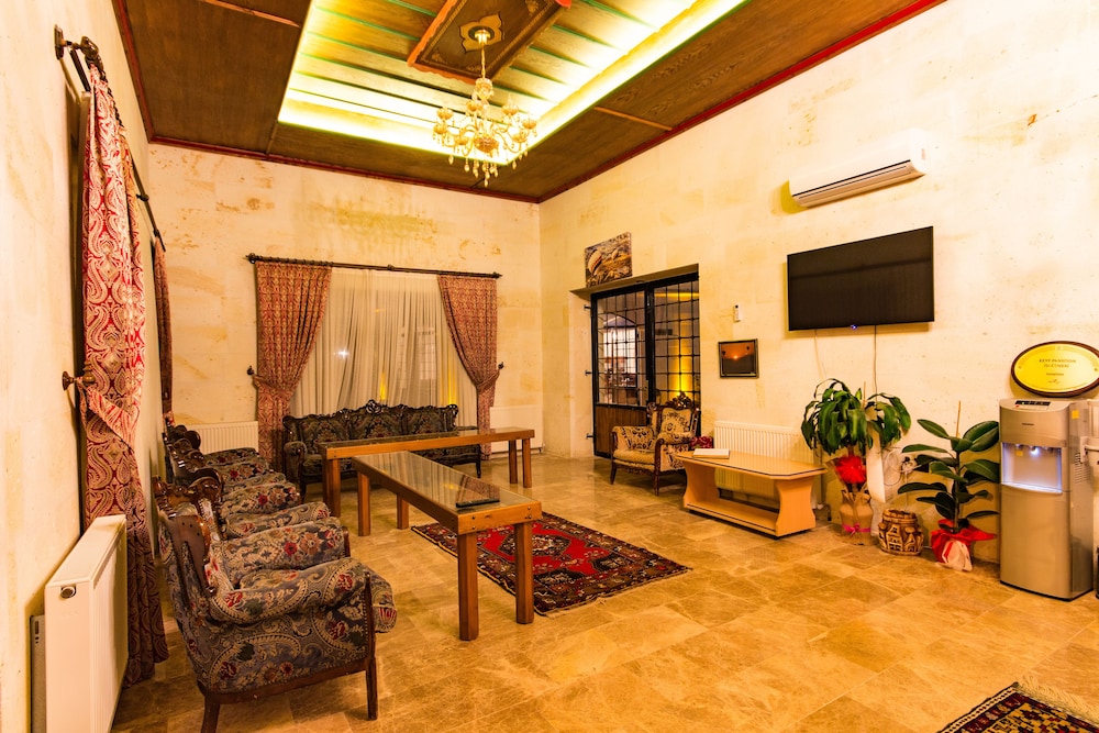 Empire Cave Hotel 29/50
