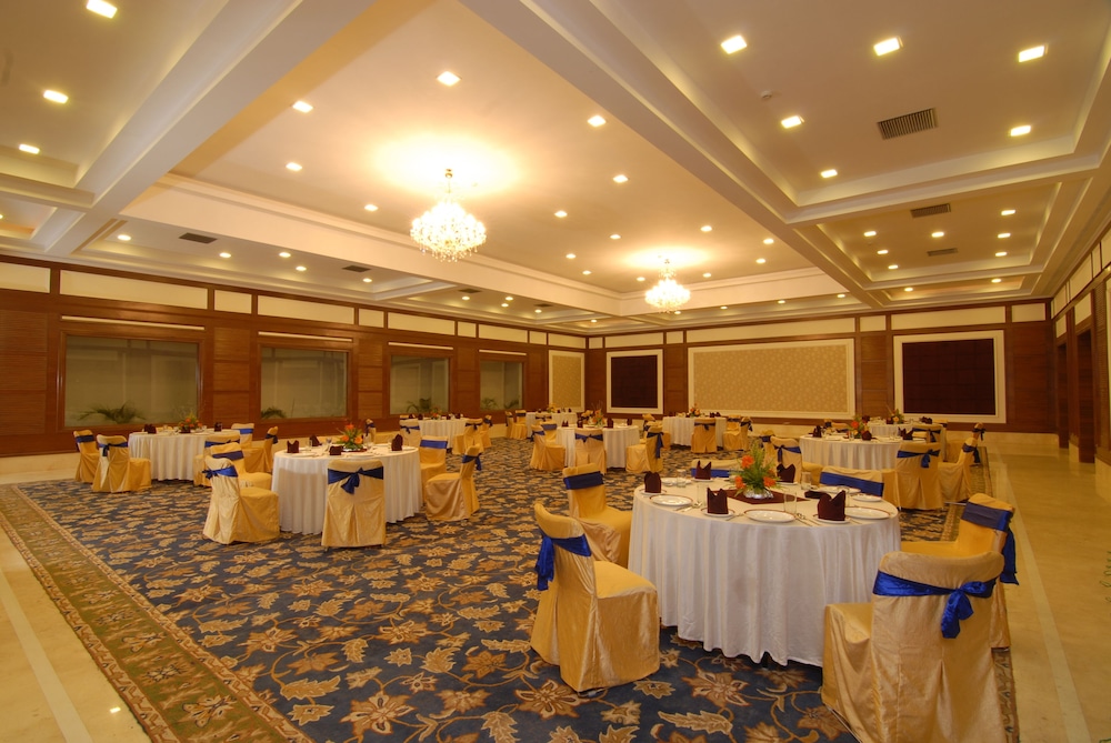Chanakya Bnr Hotel 17/27
