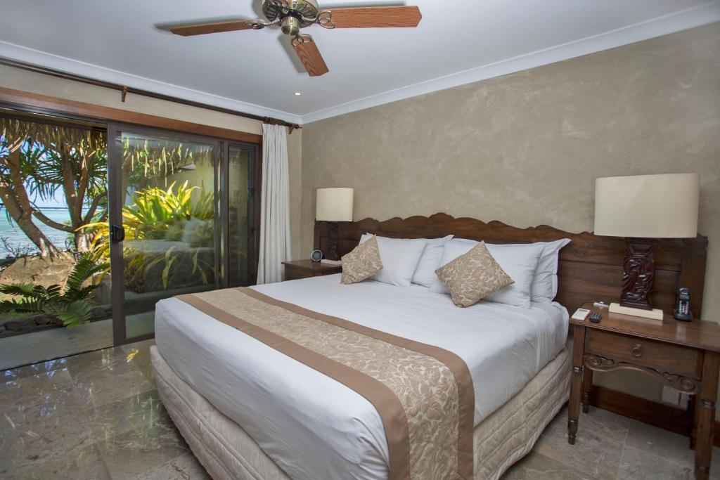 3 BEDROOMS, ULTIMATE, VILLA, BEACH FRONT