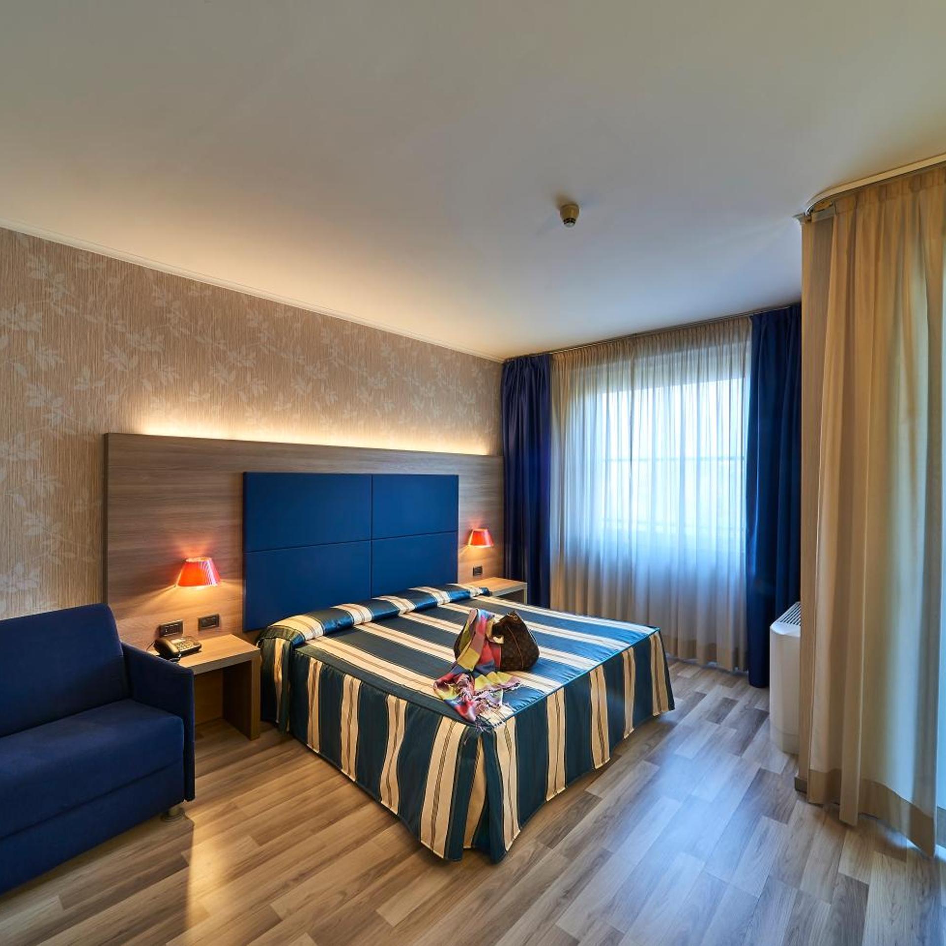 Superior, Double Bed, Hotel Alberi 2/10