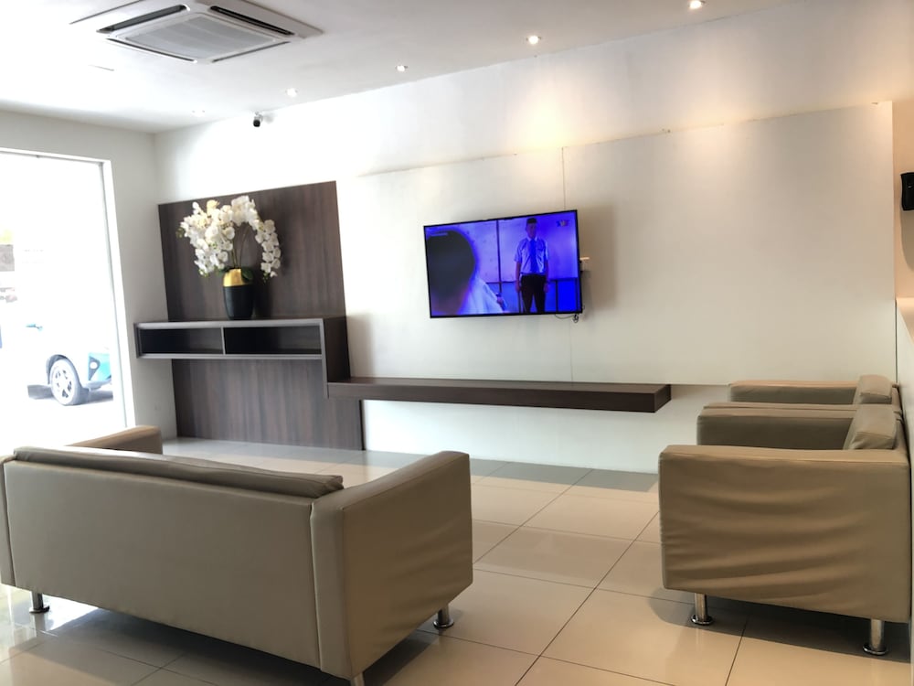 Tumike Hotel 44/58