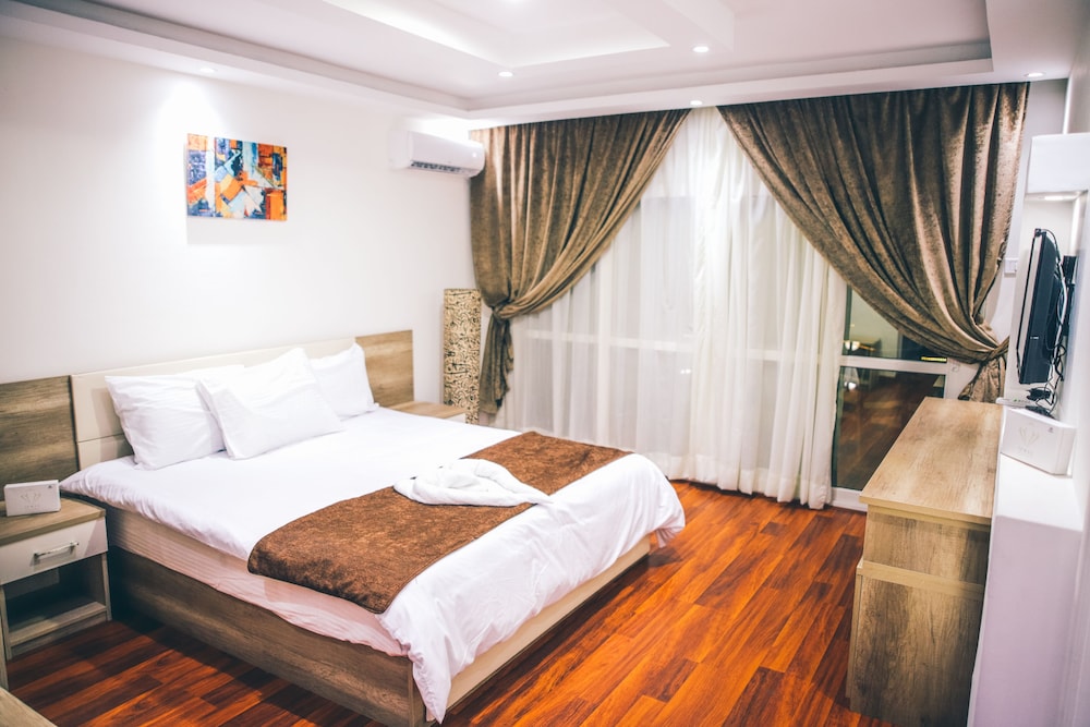 Jewel Maadi Cabins and Club 6/50