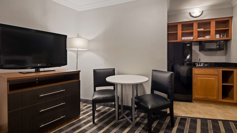 Best Western Plus Milwaukee West 40/45