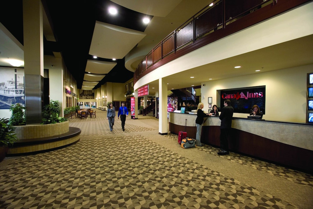 Lobby at Canad Inns Destination Center Grand Forks, GRAND FORKS - ND