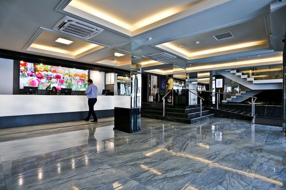 Sandri Palace Hotel 41/66