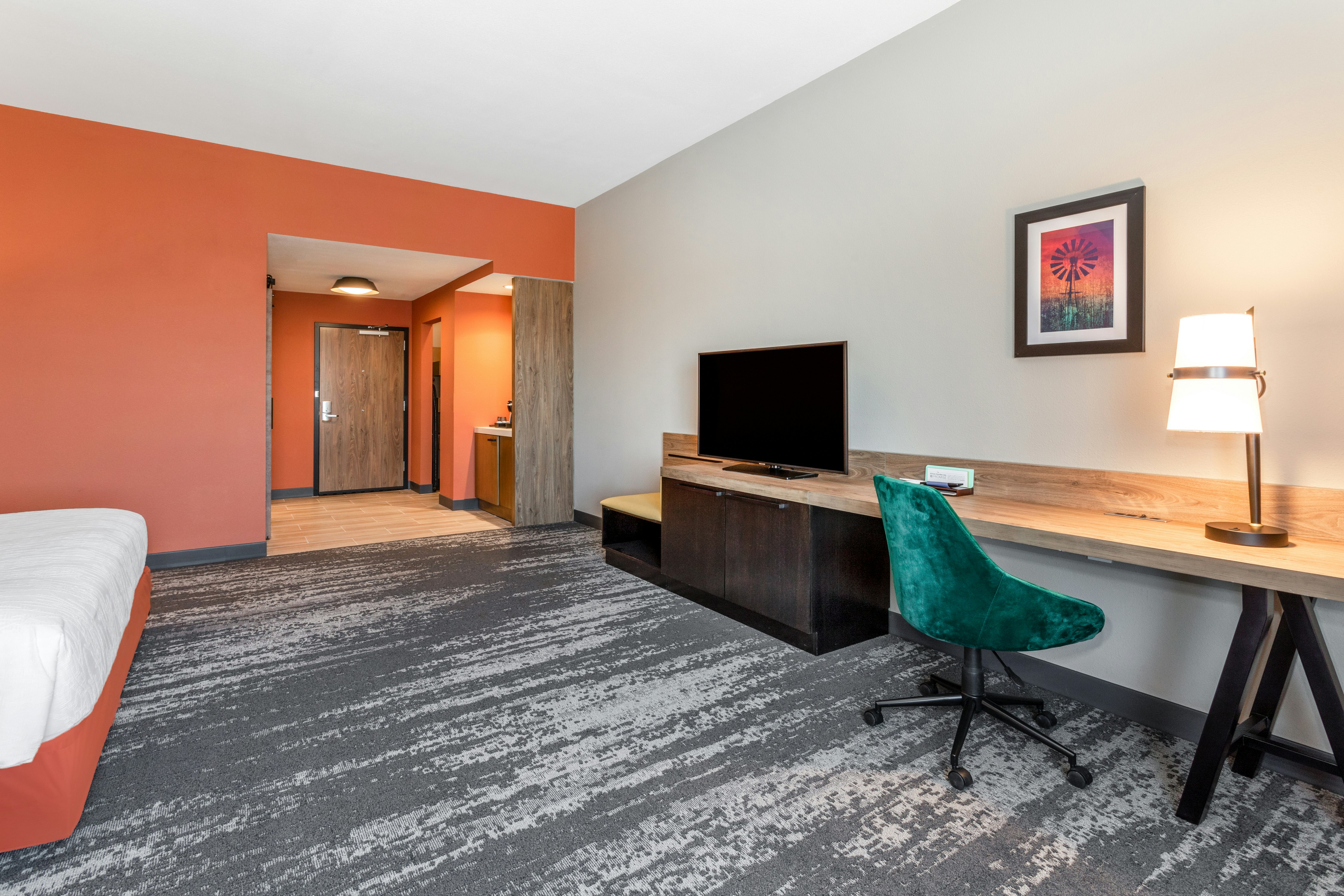 Hilton Garden Inn Hays 6/24