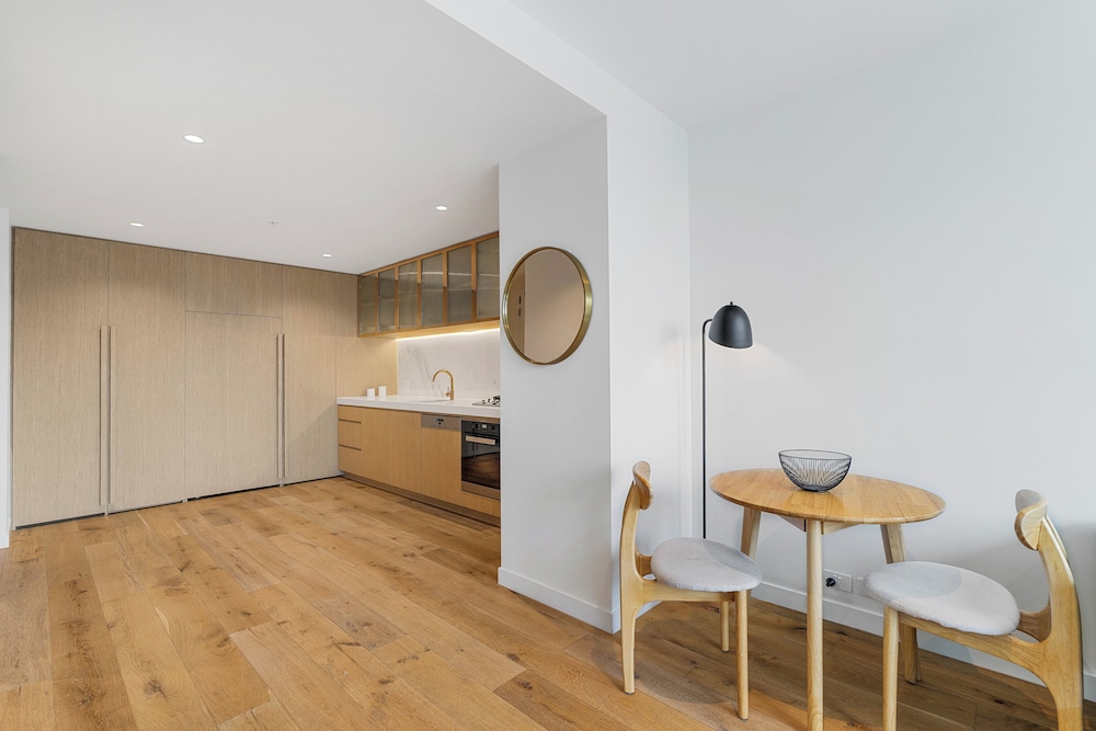 Collins House Apartments by CLLIX 20/50