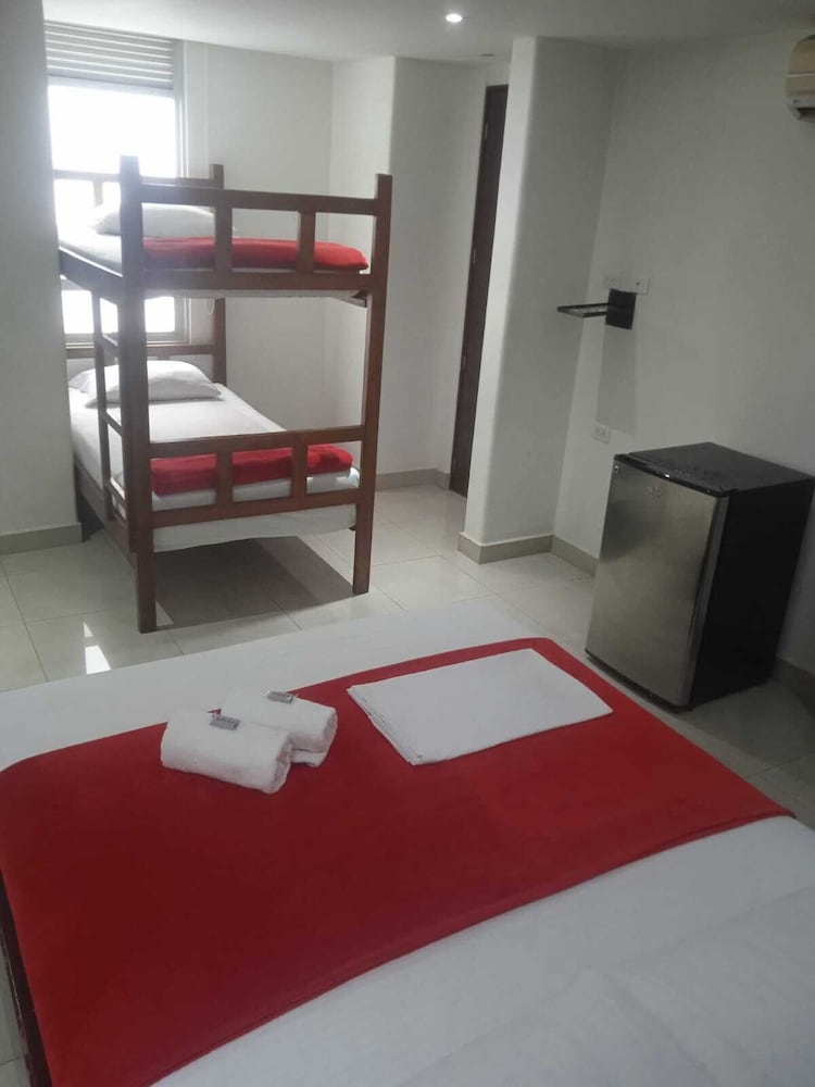 Hotel Romanza 30/45