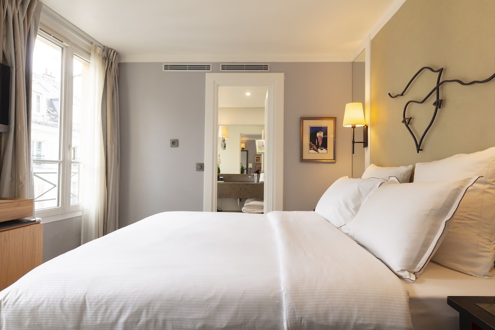 2 BEDROOMS, CONNECTING, FAMILY