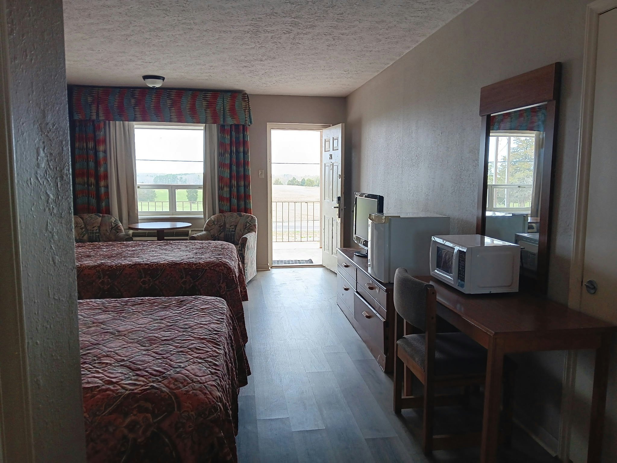 Sheldon's Motel by OYO Keysville Near Hwy 360 13/23