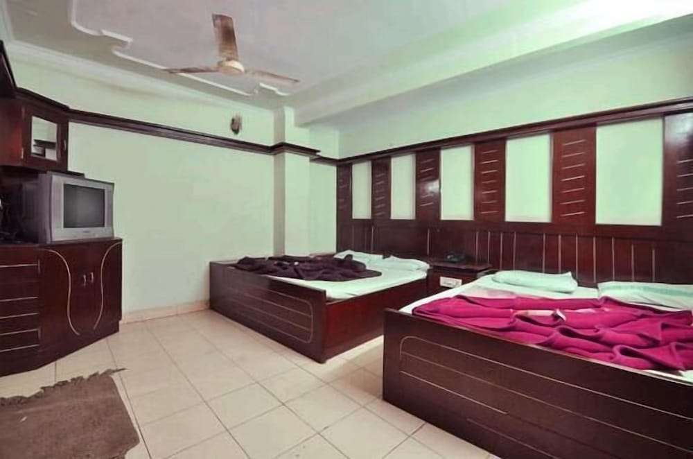 Hotel Neha Inn 13/21