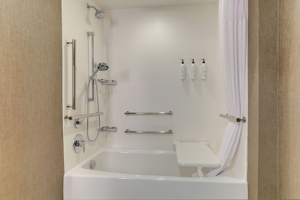 SpringHill Suites by Marriott Cheraw 36/39