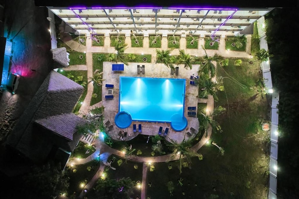 Malika Nungwi Hotel 39/41