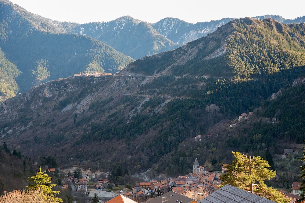 Pure Montagne Resort and Spa 64/66