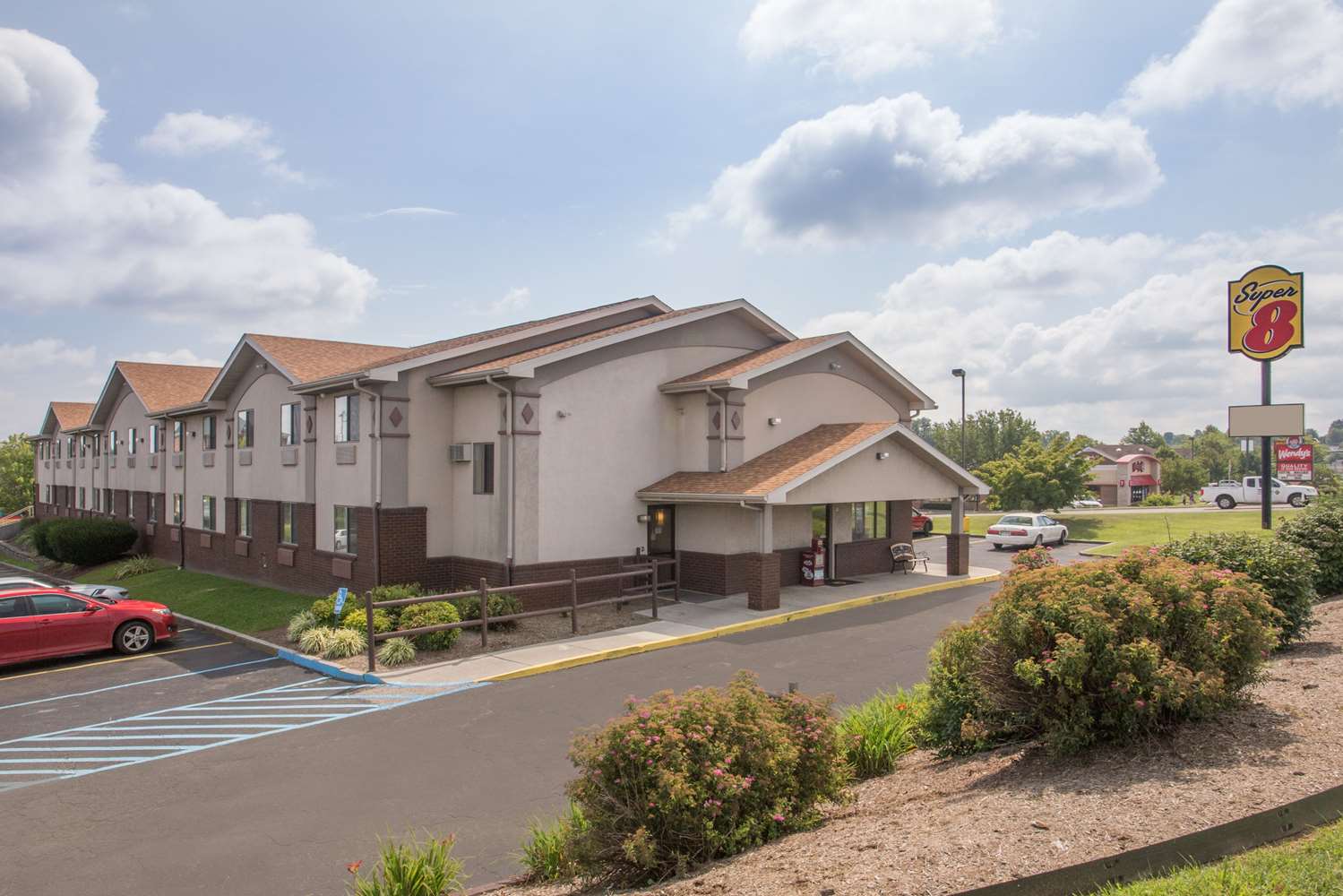 Super 8 by Wyndham Christiansburg/Blacksburg Area 6/20