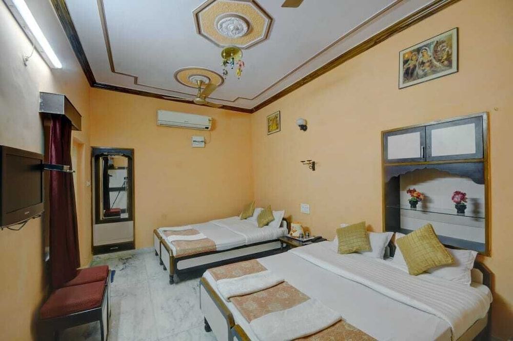 Hotel Jaisal Palace 10/42
