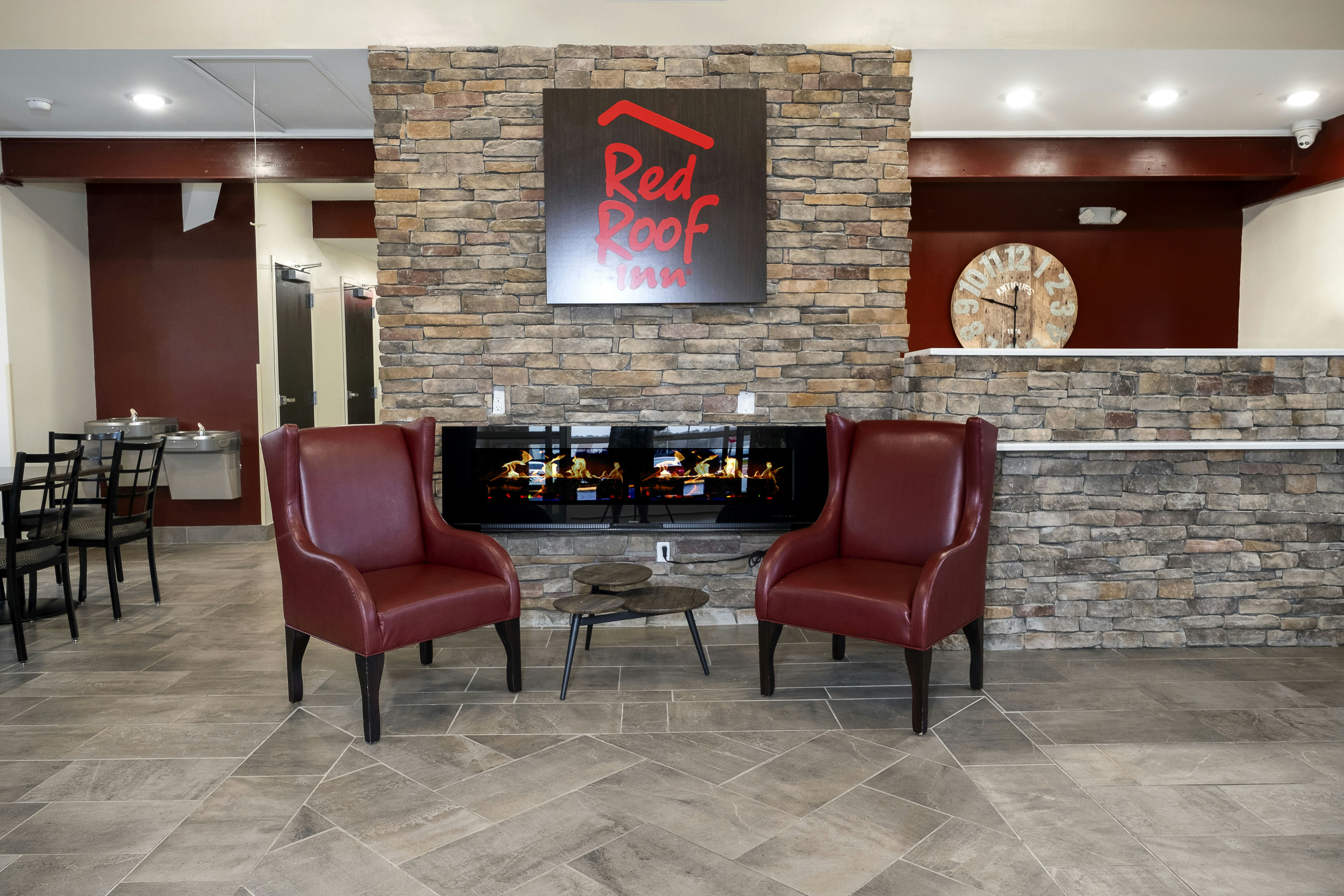 Red Roof Inn Lumberton 22/28