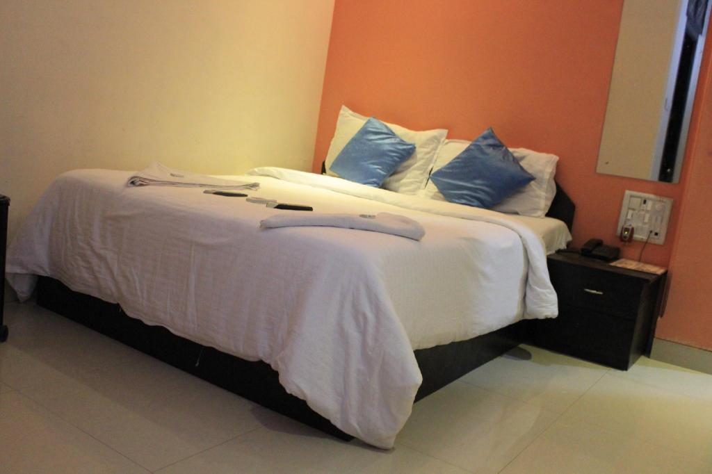 Hotel Sai Residency 6/19