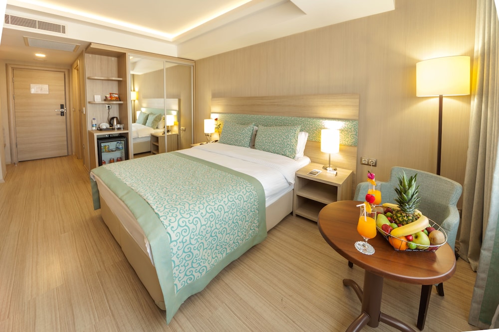 Golden Way Hotel Giyimkent 10/33