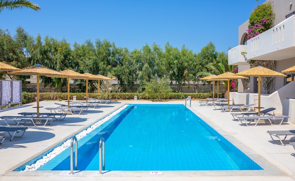 Akti Beach Club 44/50