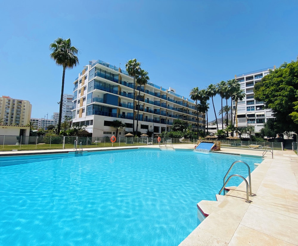 Apartamentos MS Puerto Marina 30/50