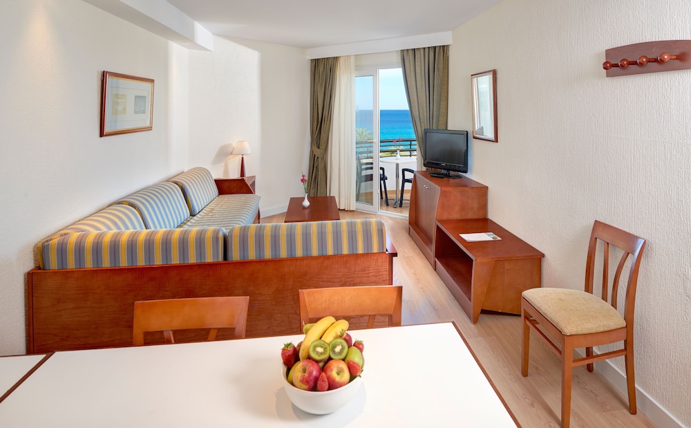 Hipotels Dunas Cala Millor Aparthotel 23/62