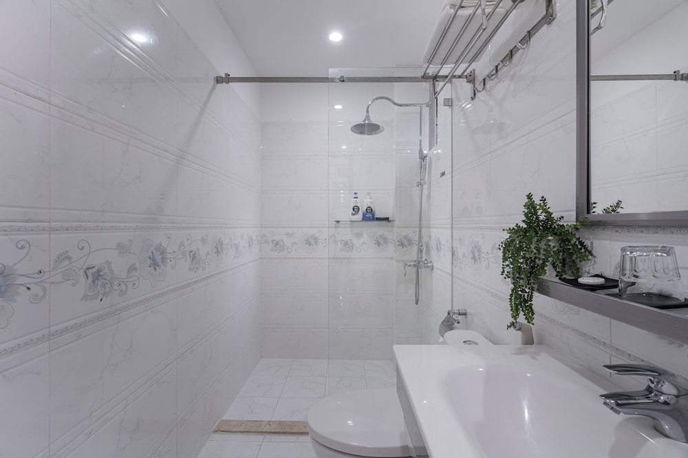 Grace Hotel Ha Noi 51/52