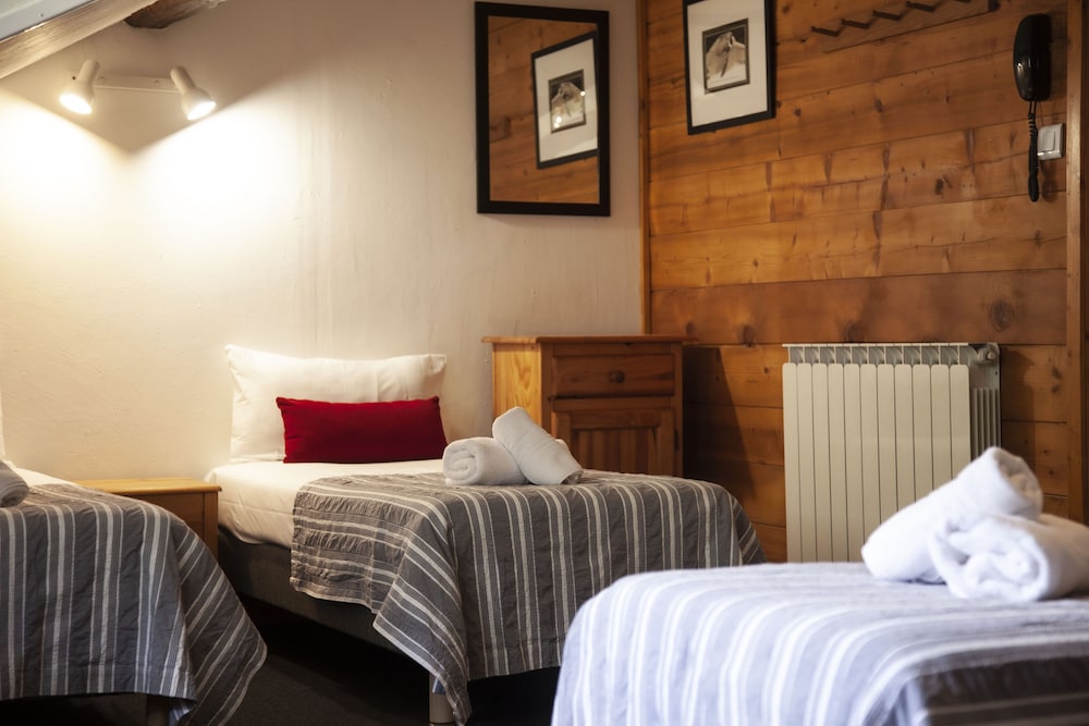 La Chaumiere Mountain Lodge 16/50