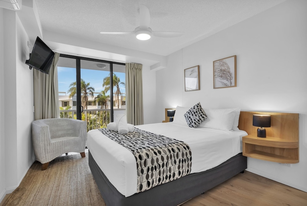 2 Bedroom Standard Garden View - Tower II