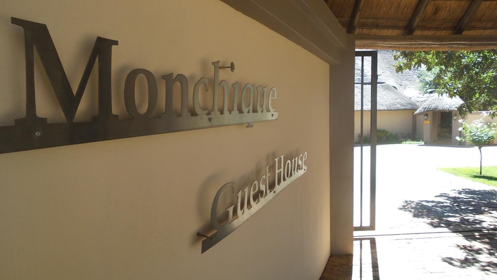 Monchique Guest House 18/50
