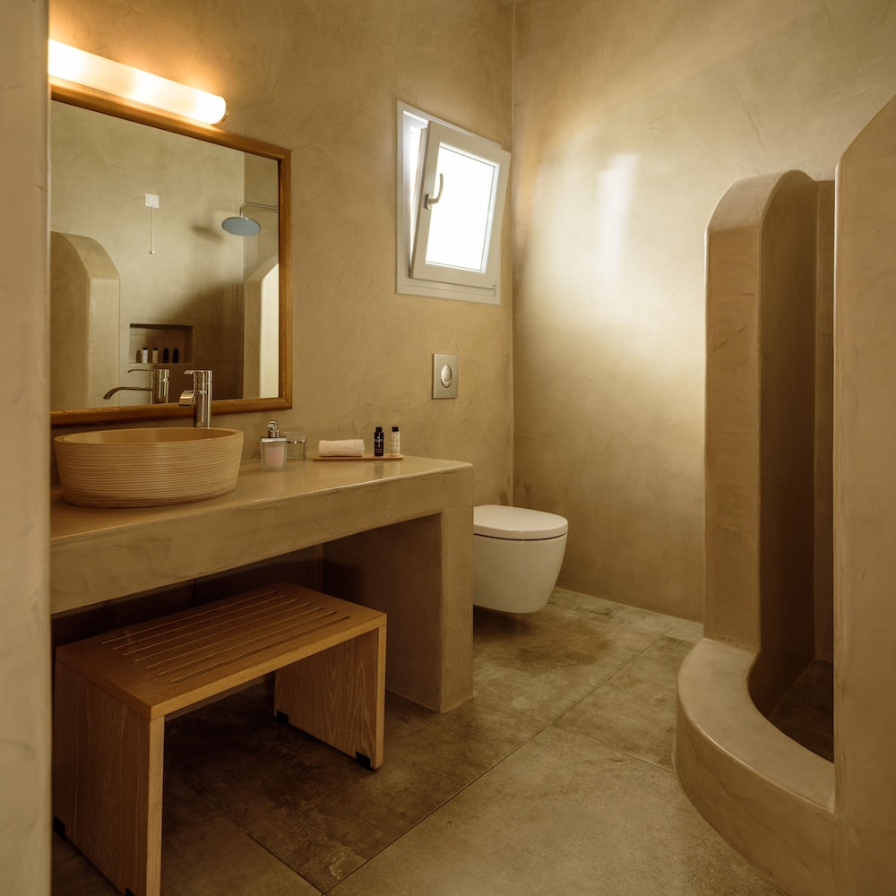 Aliter Suites 68/73