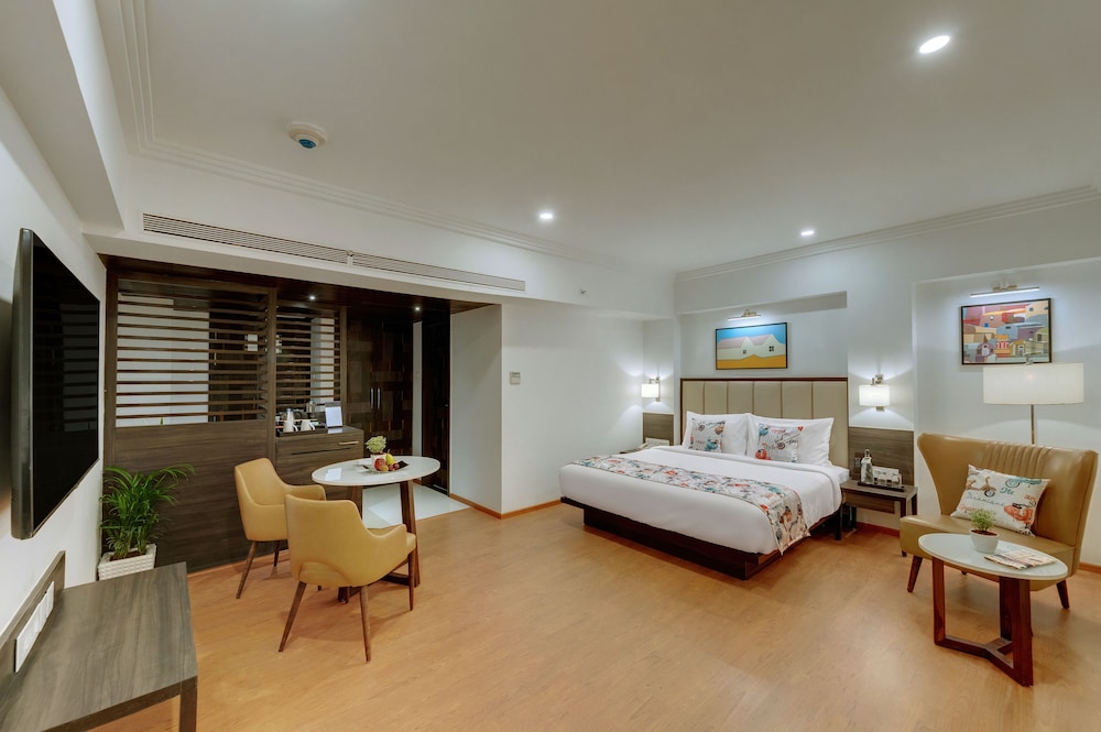 The Fern Residency, Turbhe, Navi Mumbai 14/36