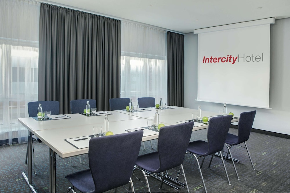InterCityHotel Hamburg-Altona 20/26