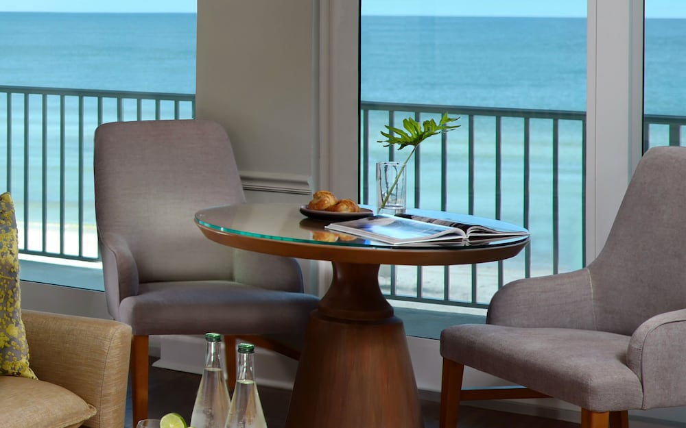 La Playa Beach Resort 47/75