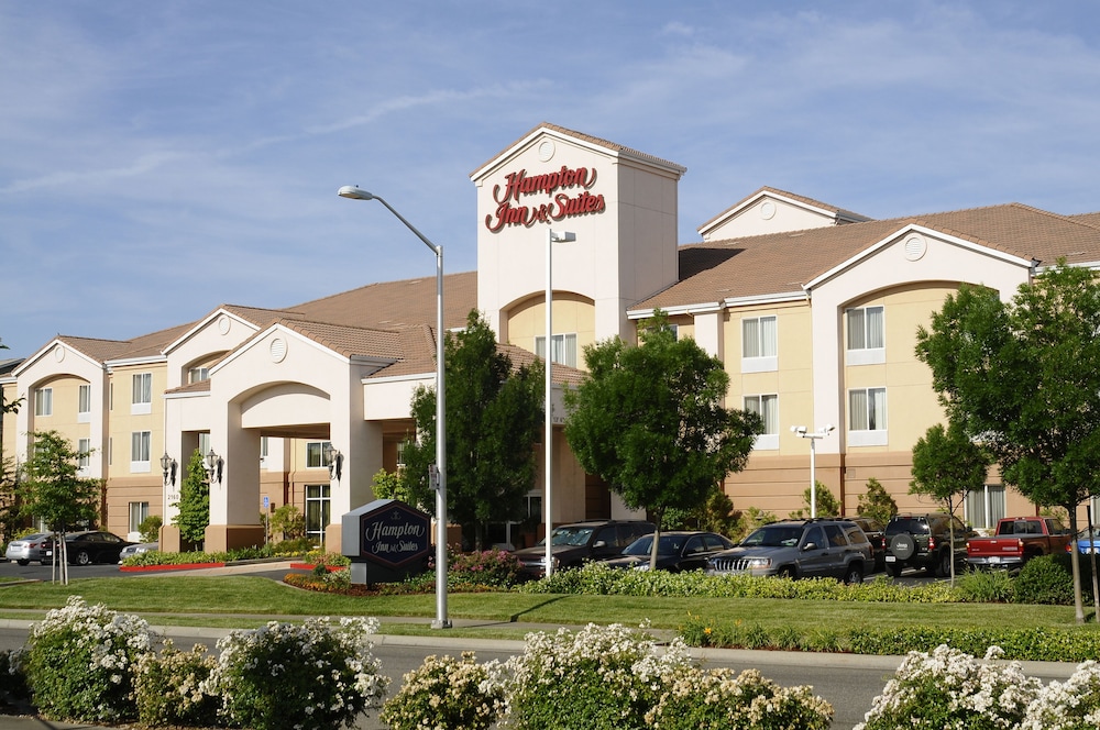 Hampton Inn Suites Redding Ca 1/55