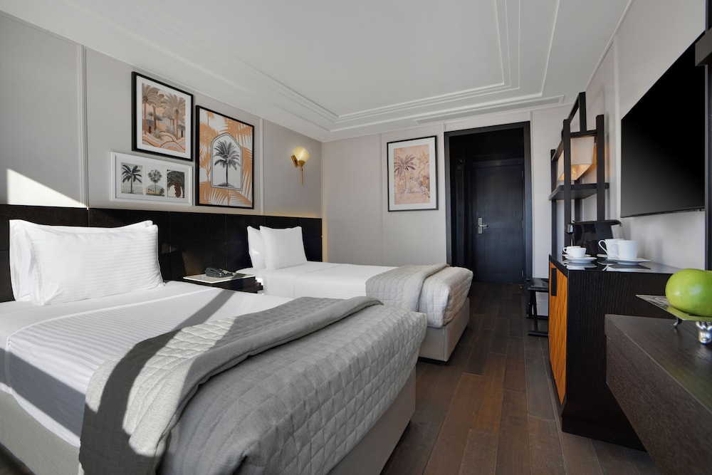 Movenpick MS Sunray 20/50