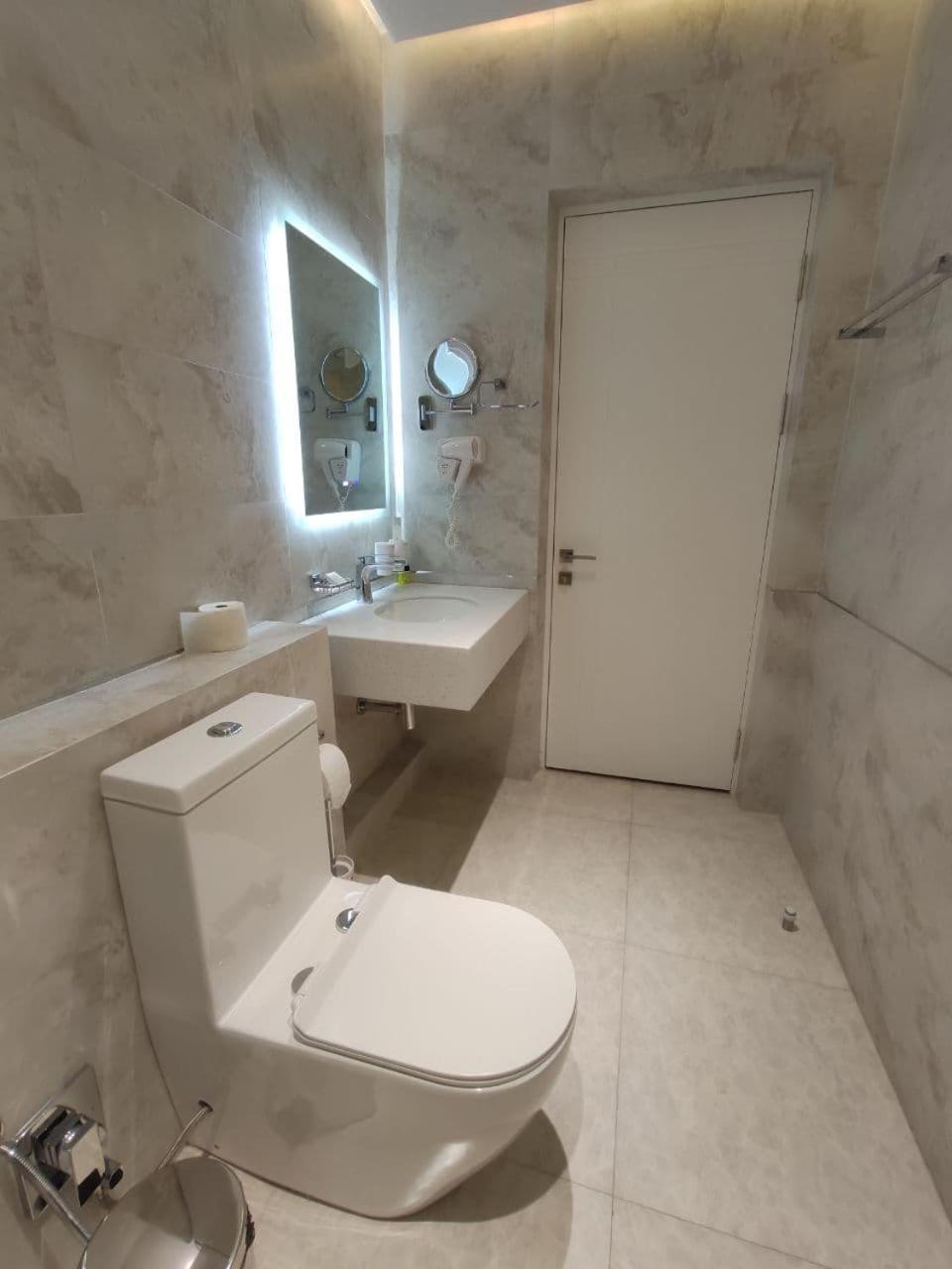 Pana Hotel 47/50