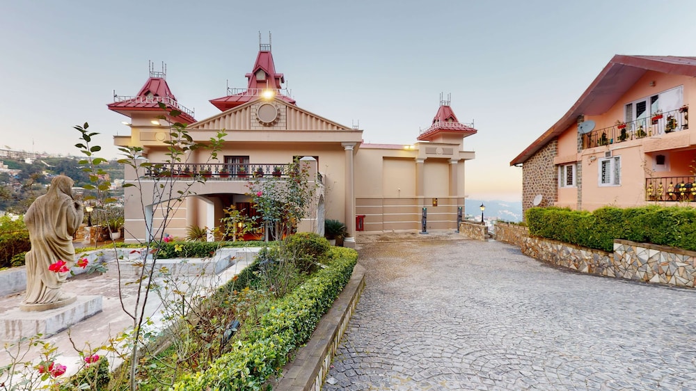 Radisson Hotel Jass Shimla 6/50