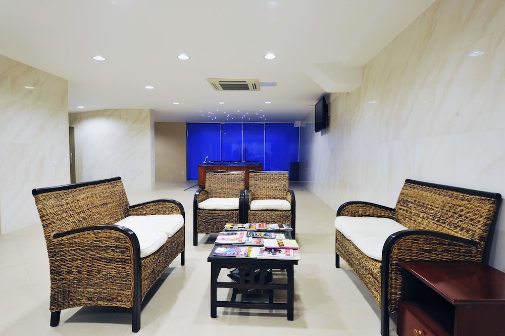 Minerva Hotel 35/44