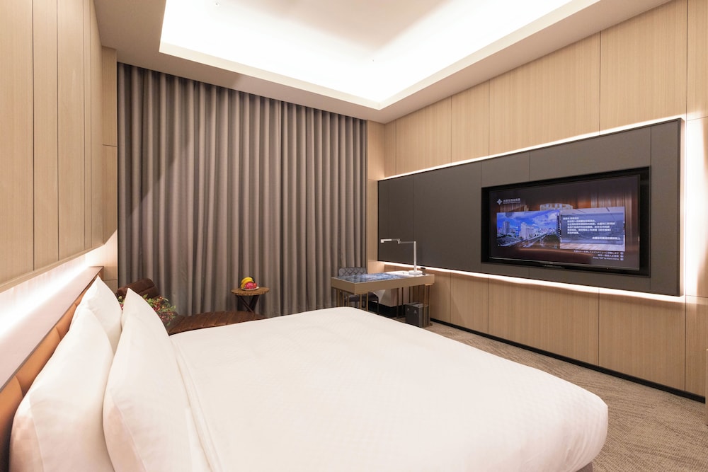 ELITE, EXECUTIVE, TWIN BEDS