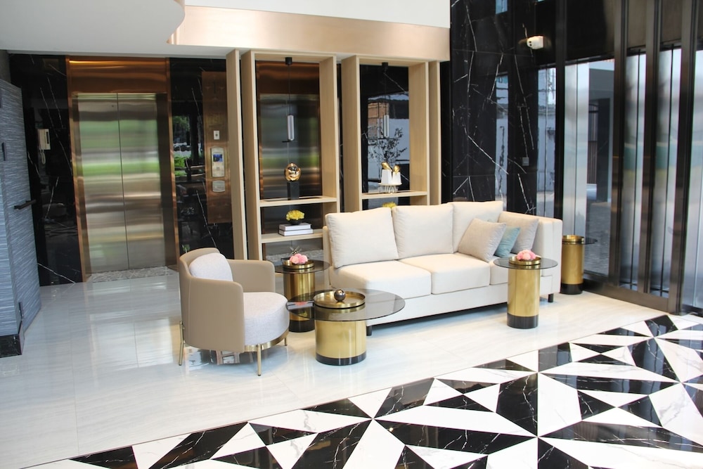 ARNI Skye Hotel 24/37