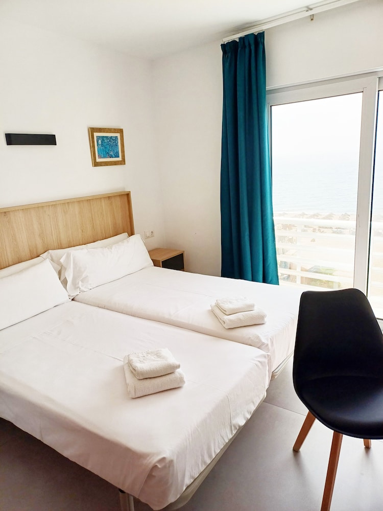 Hotel Mediterraneo 4/50