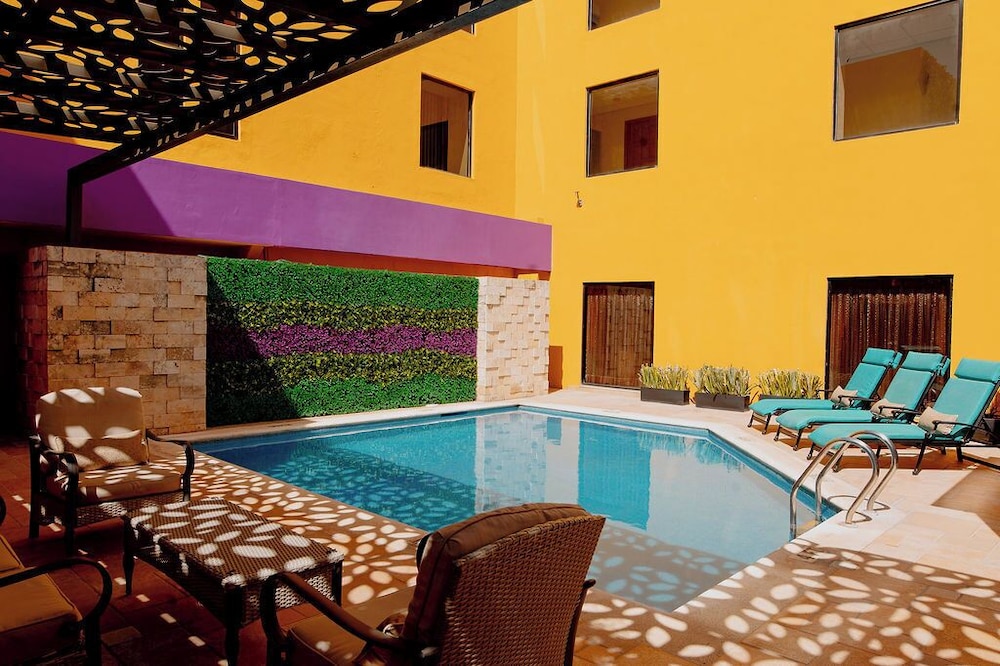 Hotel Plaza Colonial 33/62