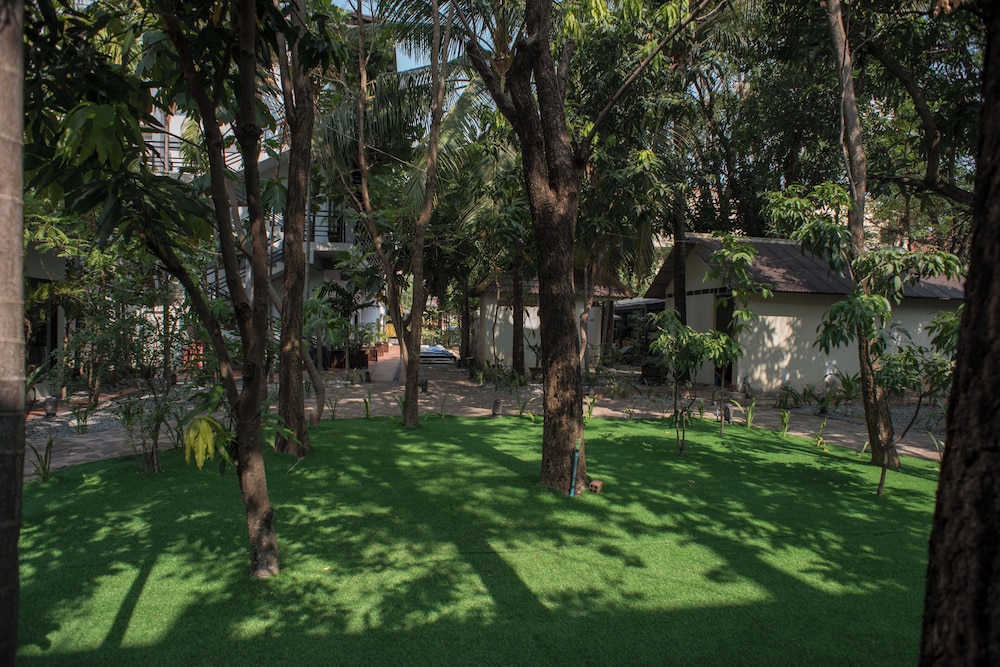 The Local Time Village 42/50