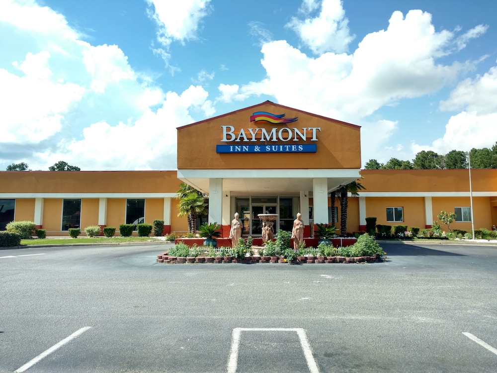 Baymont By Wyndham Walterboro 1/18