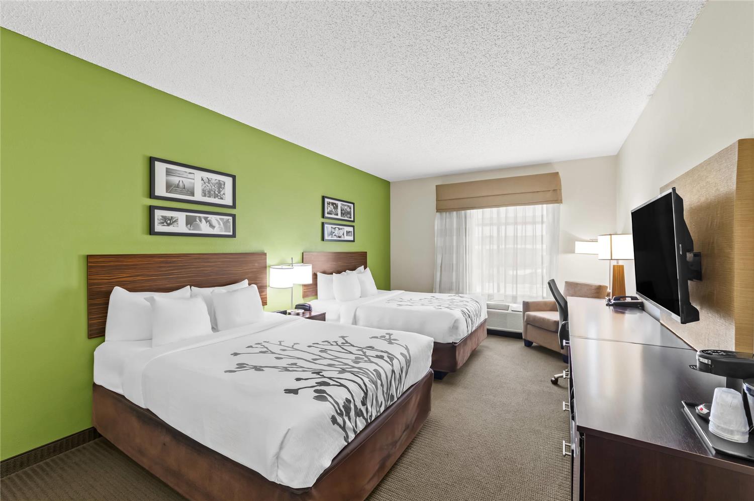 Room, 2 Queen Beds